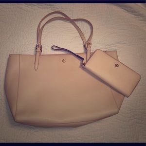 Tory Burch Robinson tote and wallet (2pc)